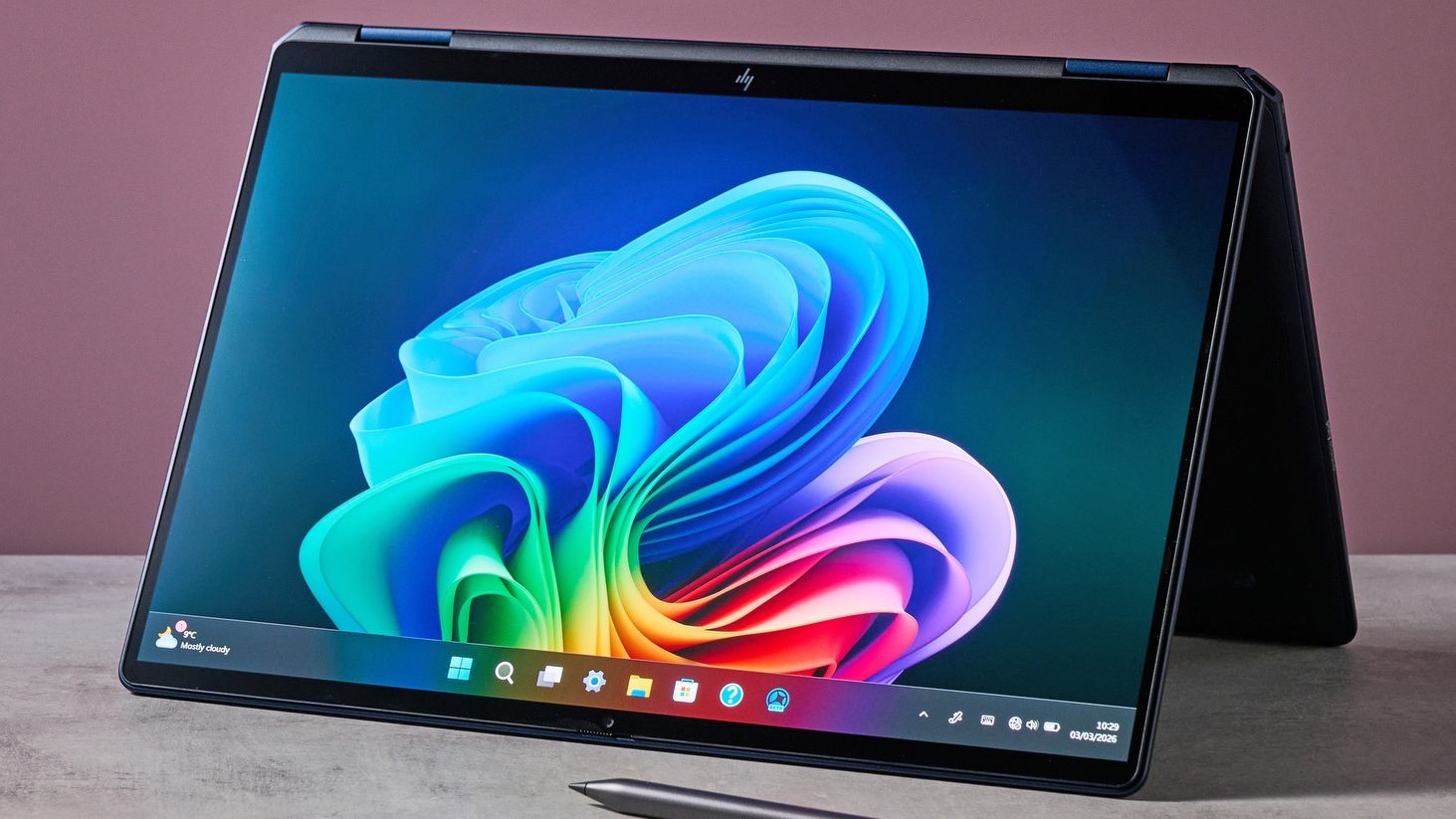 HP OmniBook Ultra Flip 14 review: a remarkably thin 2-in-1 with a