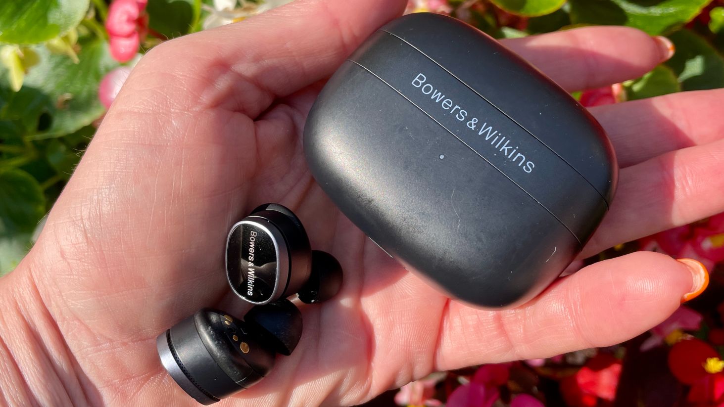 Bowers & Wilkins Pi8 review: excellence across the board
