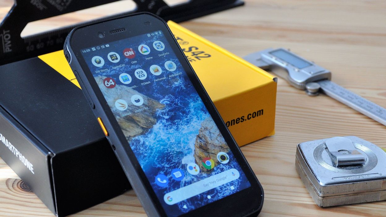 [値下げ]CATスマートフォン S42 H+ Cat S42 - 32 GB - Black (Unlocked) for sale online | eBay
