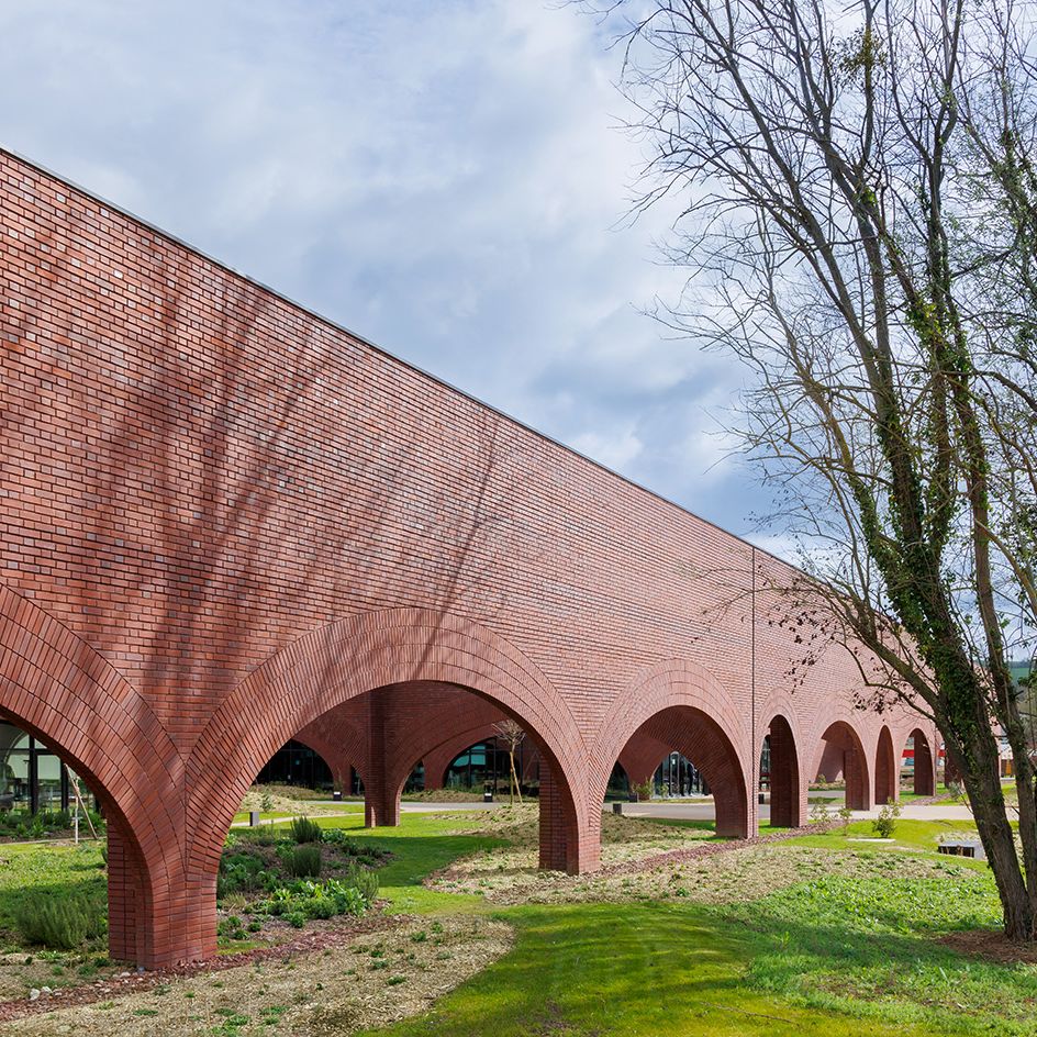 The Maroquinerie De Louviers: A New Exciting Chapter In