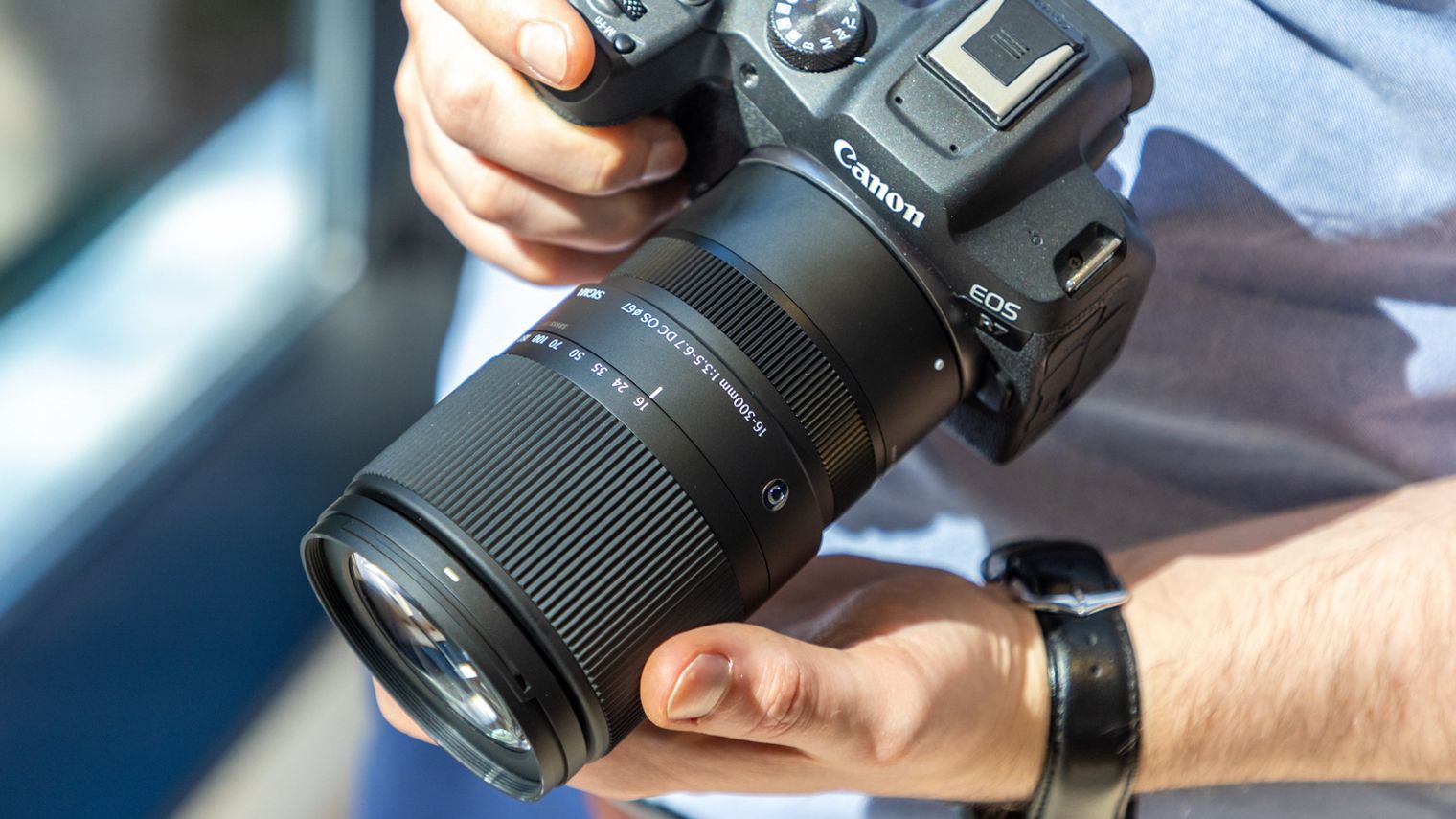 Sigma 16-300mm f/3.5-6.7 DC OS | C review: a travel lens that aims