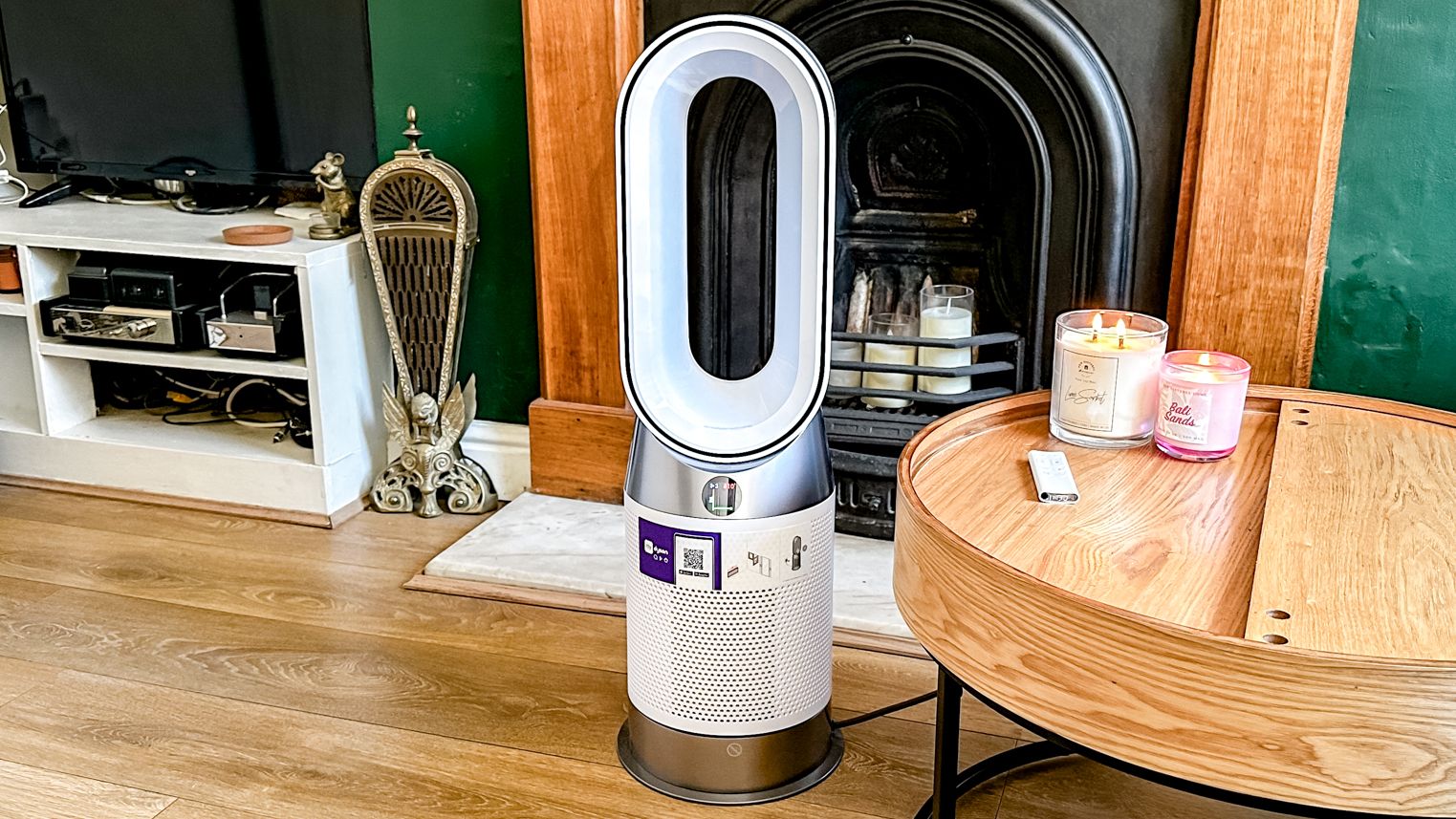 I tested the brand new Dyson Hot + Cool air purifier for a month