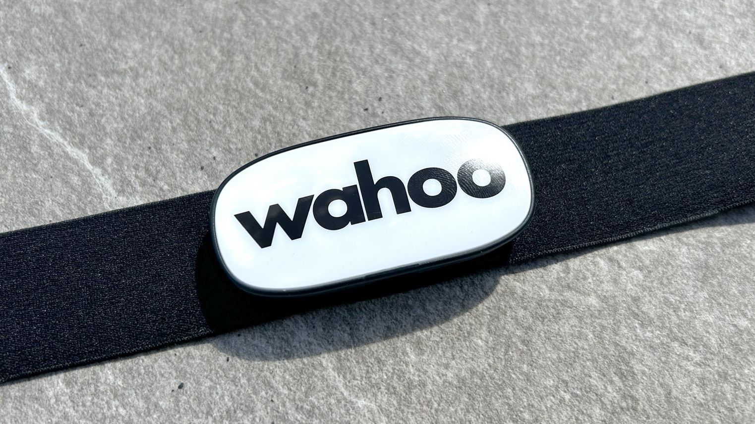 Wahoo TRACKR Heart Rate Monitor 中古・美品 Amazon.com : Wahoo TRACKR Heart Rate Monitor : Sports & Outdoors