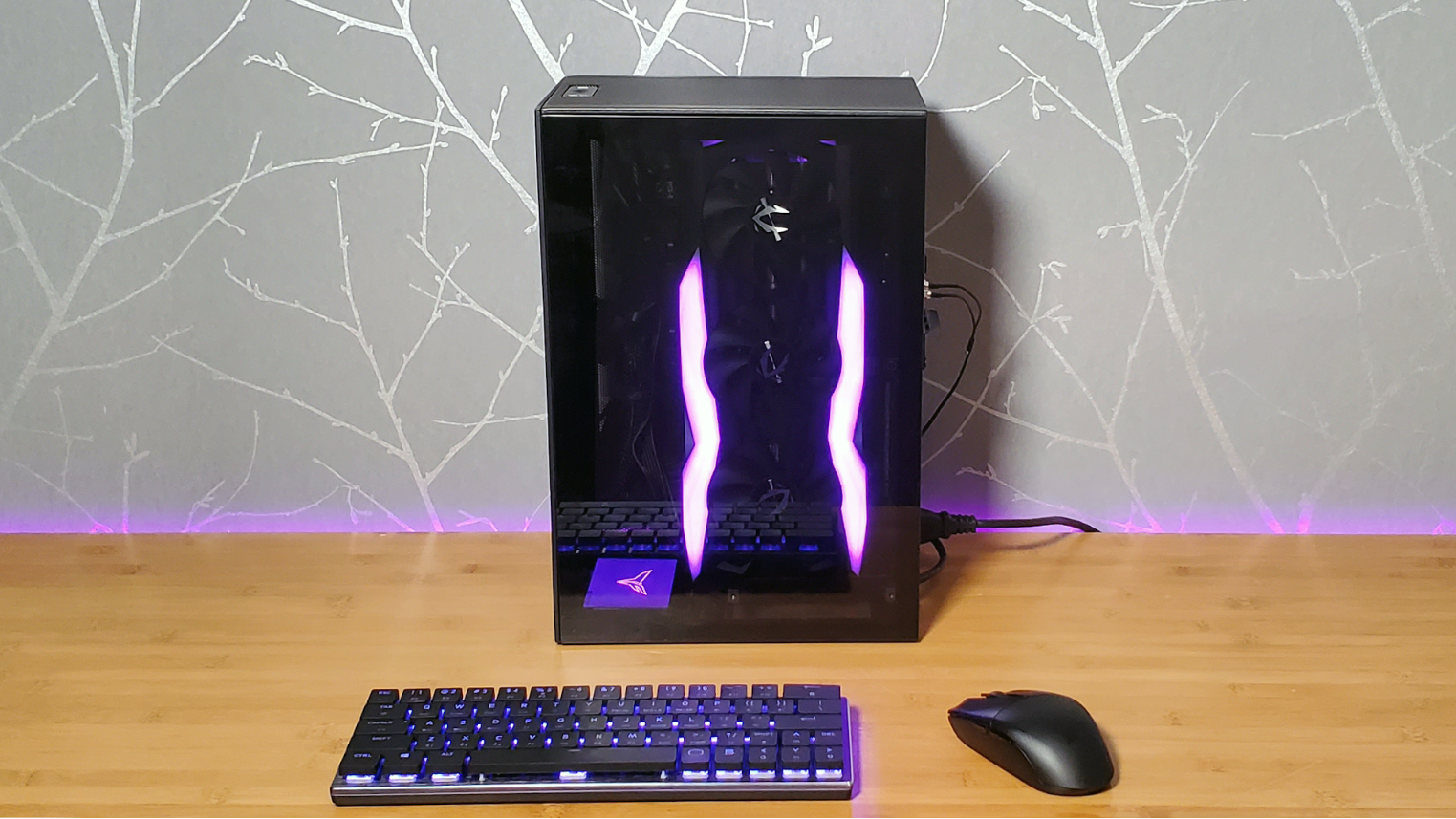 Lian Li Spinoff Ssupd's Meshlicious Case Is a Versatile, Compact