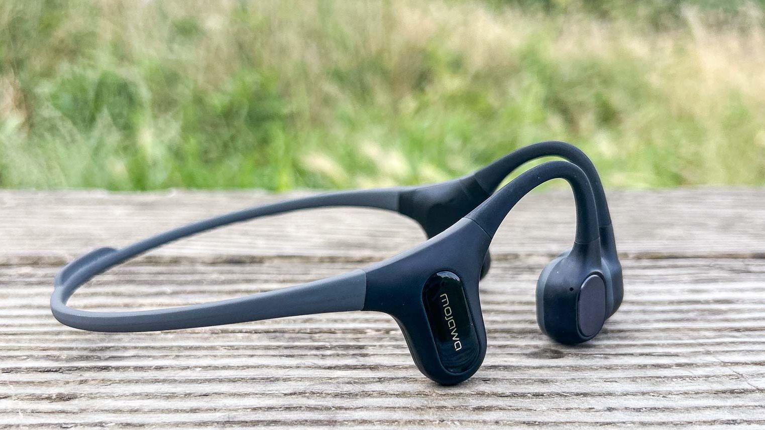 イヤホン mojawa run +, bone conduction headphone Amazon.co.jp: mojawa Run Plus Bone Conduction Headphones
