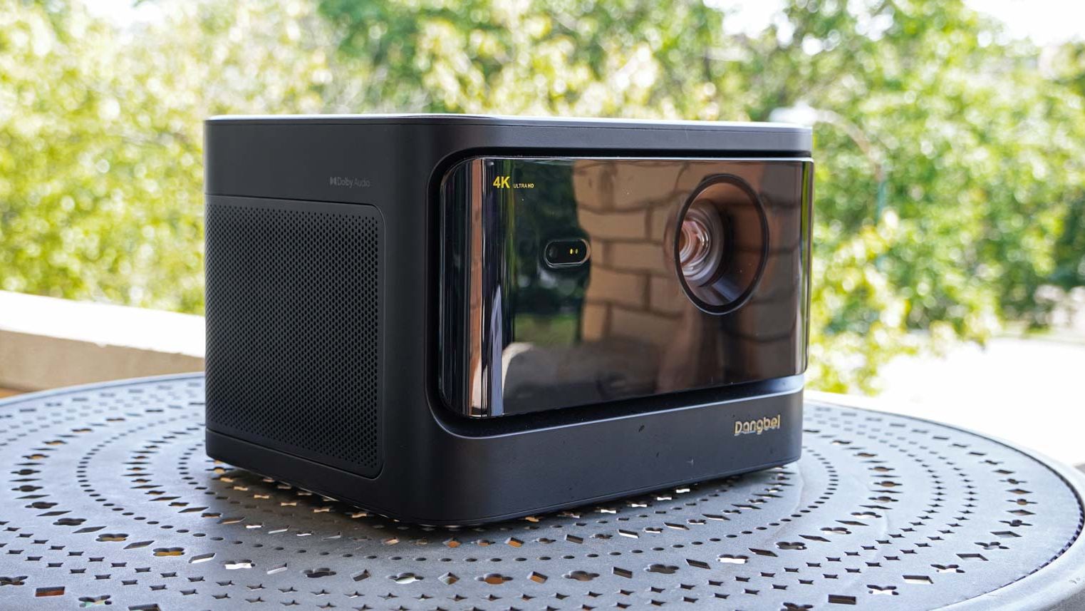 プロジェクター Dangbei mars pro 4k Dangbei、最大200インチ投射の4K対応ホームプロジェクター「Mars