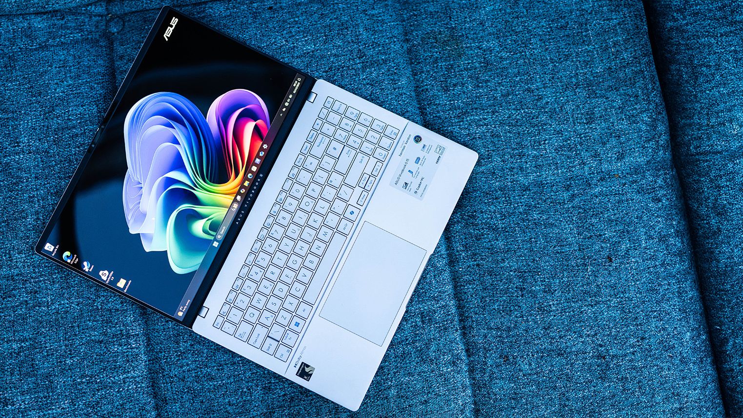 ASUS VivoBook S15 コバルトブルー 管理番号05