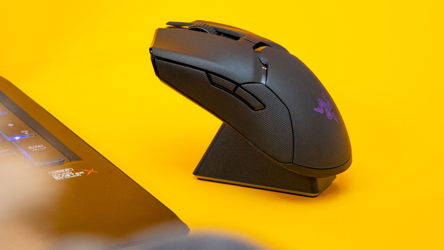 RAZER Viper Ultimate 美品 Amazon.com: Razer Viper Ultimate Hyperspeed Lightest