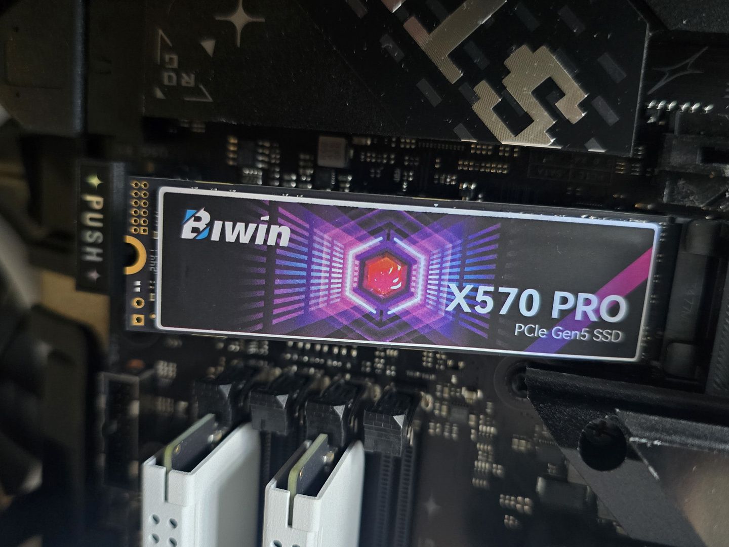 【中古】Biwin X570 PRO 1TB GEN5 M.2SSD biwin-featured-732x330.jpg