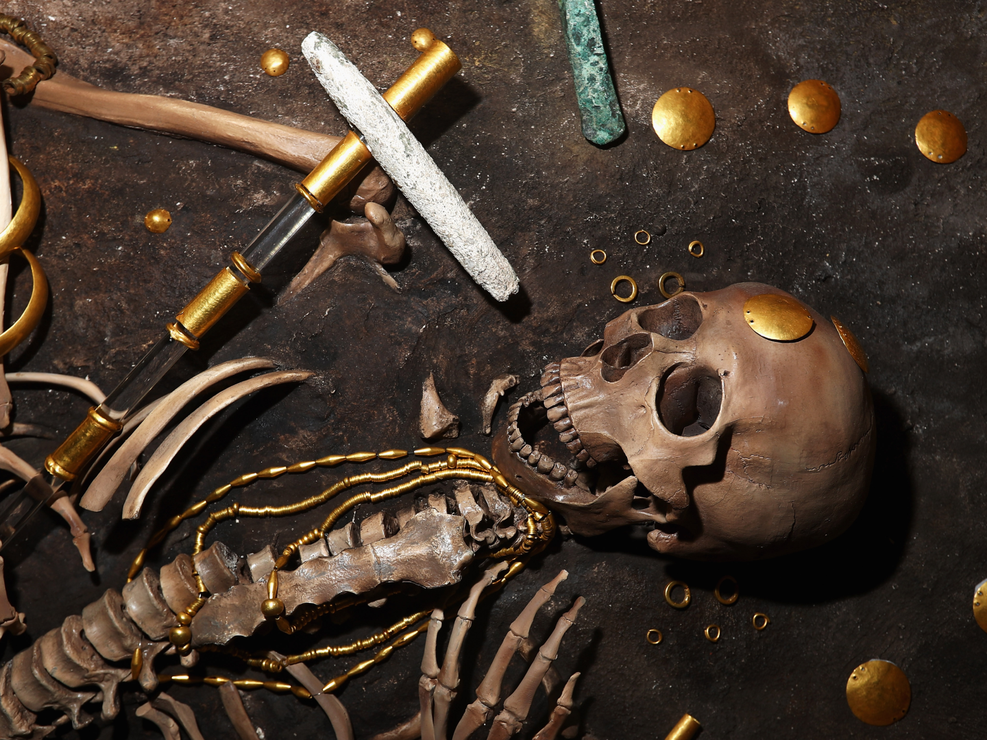 Varna Gold: Humanity's first gold jewelry was found in a cemetery