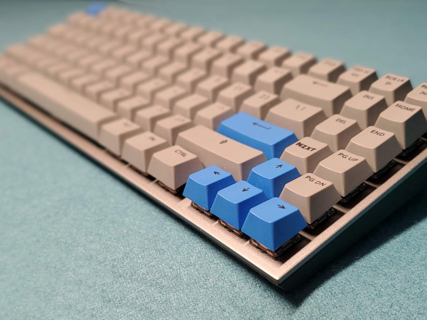 NZXT Function MiniTKL キーボード 本体 6H7HPrRbWR26qUtz3D72CC.jpg