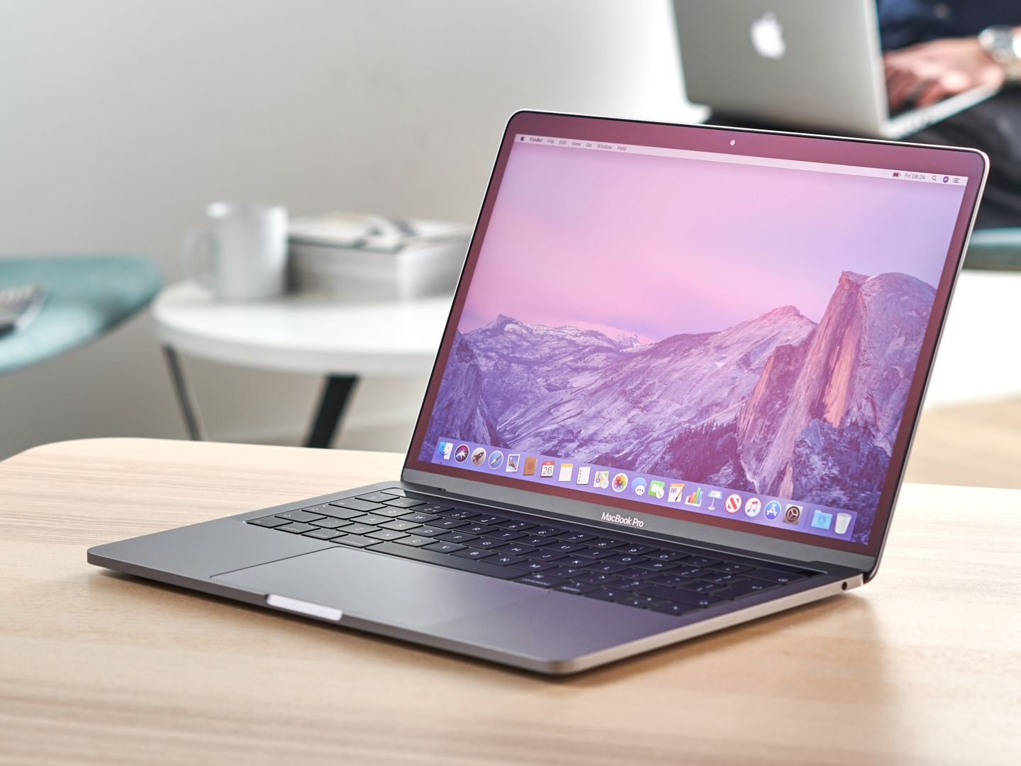 MacBook本体 MacBookPro (13-inch, 2020) Amazon.com: Apple 2020 MacBook Pro with M1 Chip, 13-inch