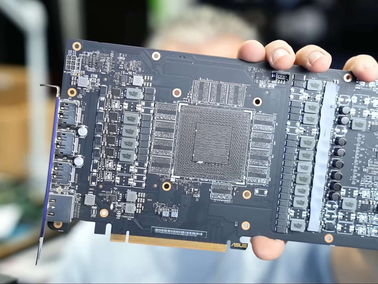 Used RTX 4090 from eBay shows up with no GPU chip or video