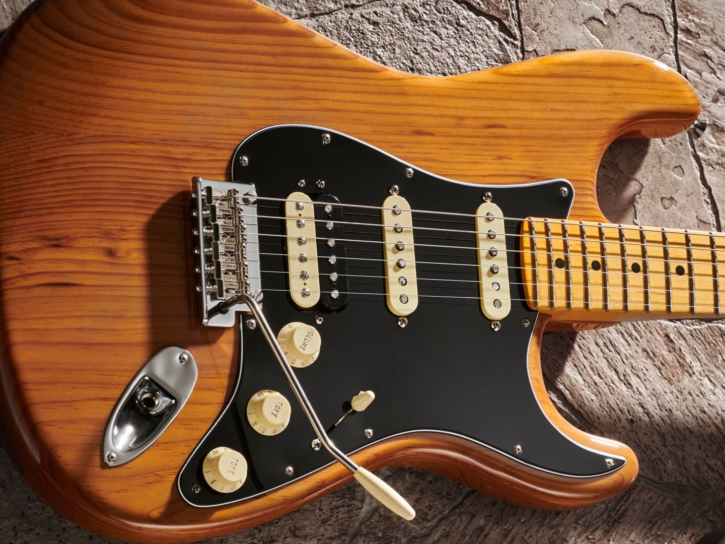 I just changed the pickguard of my 70's Fender Stratocaster. I never really  liked the color (red/tortoise) of that pickguard but that was the pickguard  on it when I bought it via, image size:1440x1080