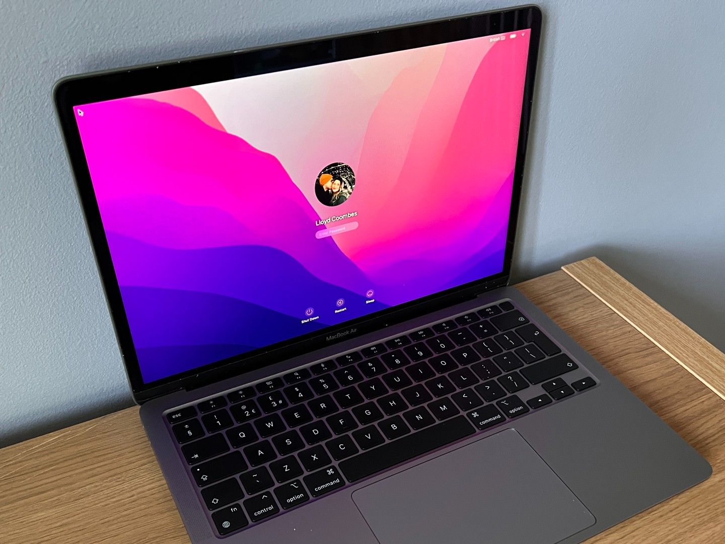 【売り切り御免！】 Bh8krPBMdqVk2qsgPTfAsR.jpg MacBook本体