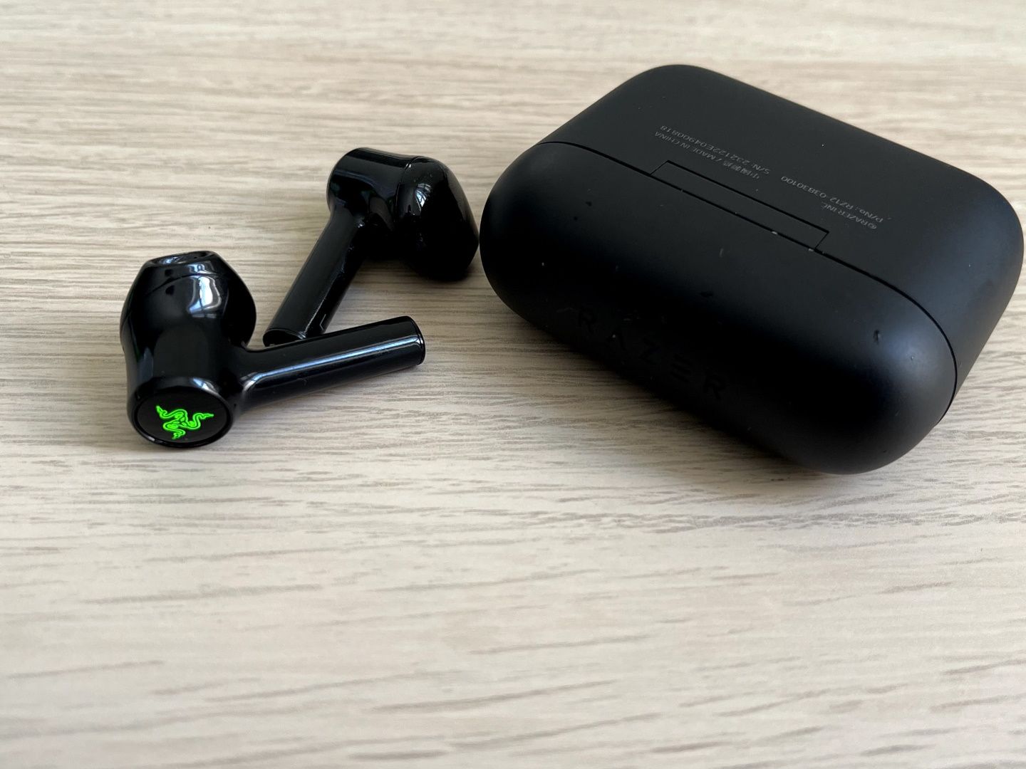 【美品】Razer Hammerhead True Wireless 403841-wireless-portable-