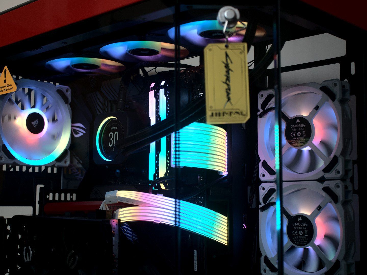 LIANLI Strimer Plus V2 RGBライティング Lian Li Brings RGB to 16-Pin 12VHPWR With Strimer Plus V2