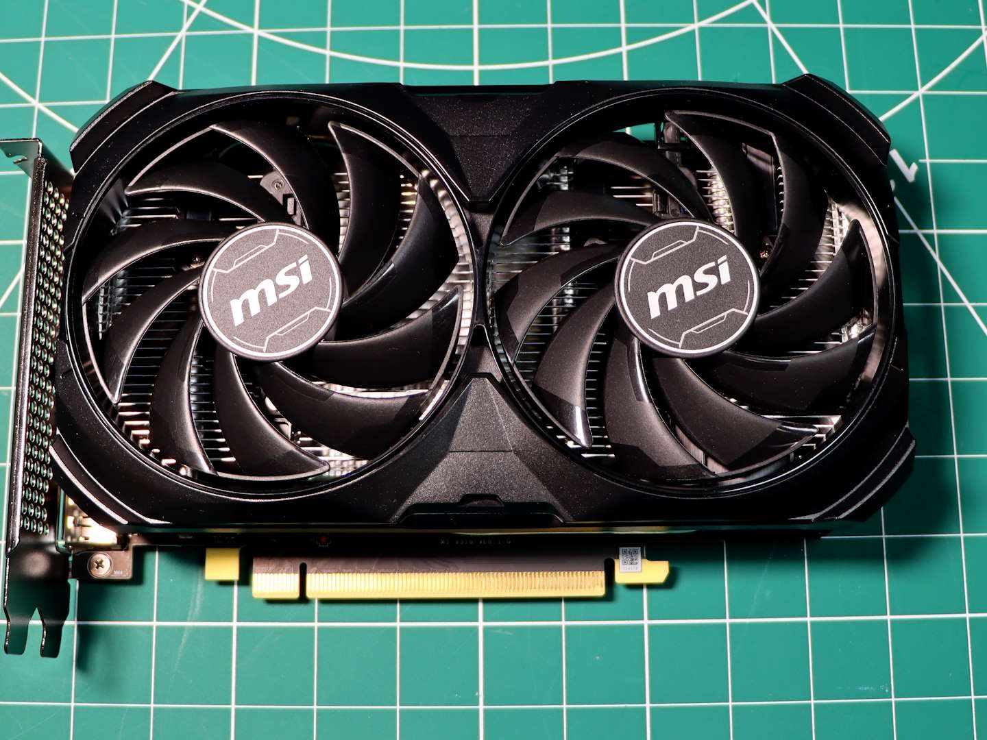 A*様 J*a様 [ジャンク品]NVIDIA GeForce RTX 4060 A*様 J*a様 [ジャンク品]NVIDIA GeForce RTX 4060
