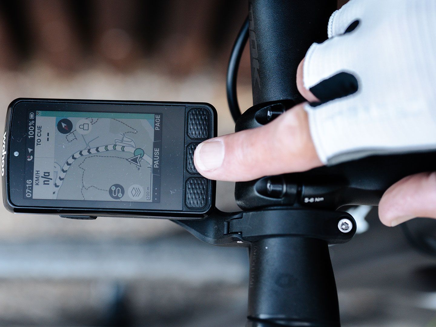 Braleto Cover +2 Vetro Temperato Compatibile con Wahoo ELEMNT Bolt V2,Protezione Dello Schermo in Vetro di Durezza 9H Accessori per Computer Da Bicicletta GPS (grey