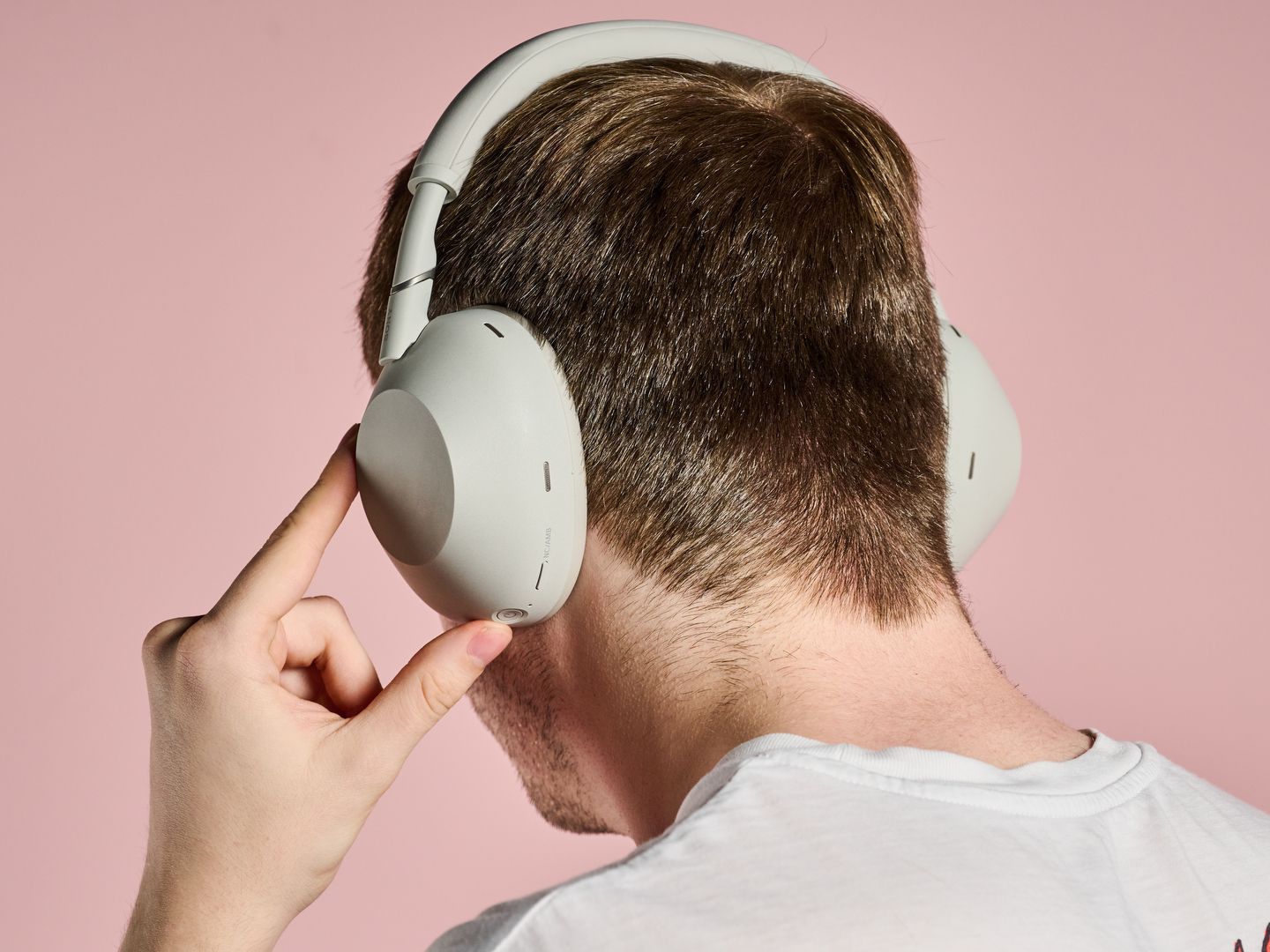 3 reasons I'd buy the Sony WH-1000XM6 and three reasons I wouldn't