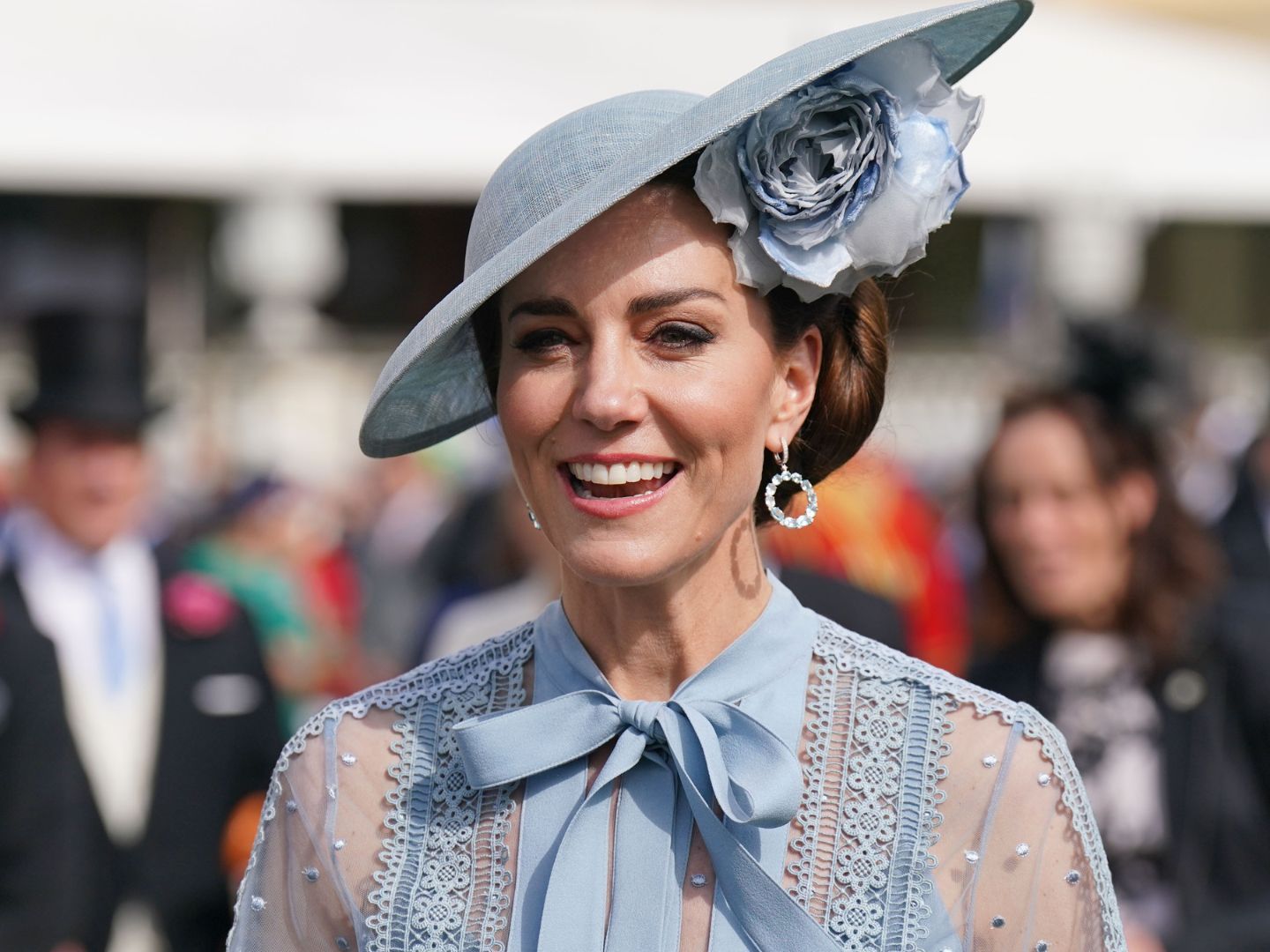 kate middleton blue floral dress Kate Middleton's huge hair flower and powder blue dress at garden party  delights fans