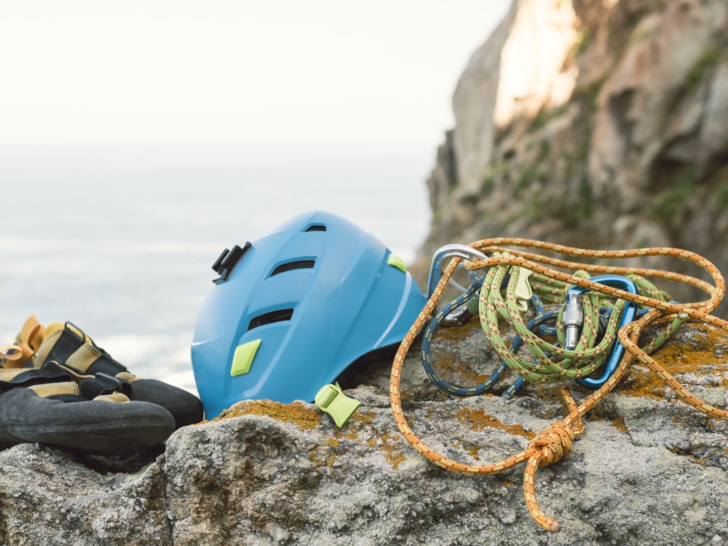can i use a snowboarding helmet for climbing Pret Coast Climbing Helmets: For skiing Finished:Gloss
