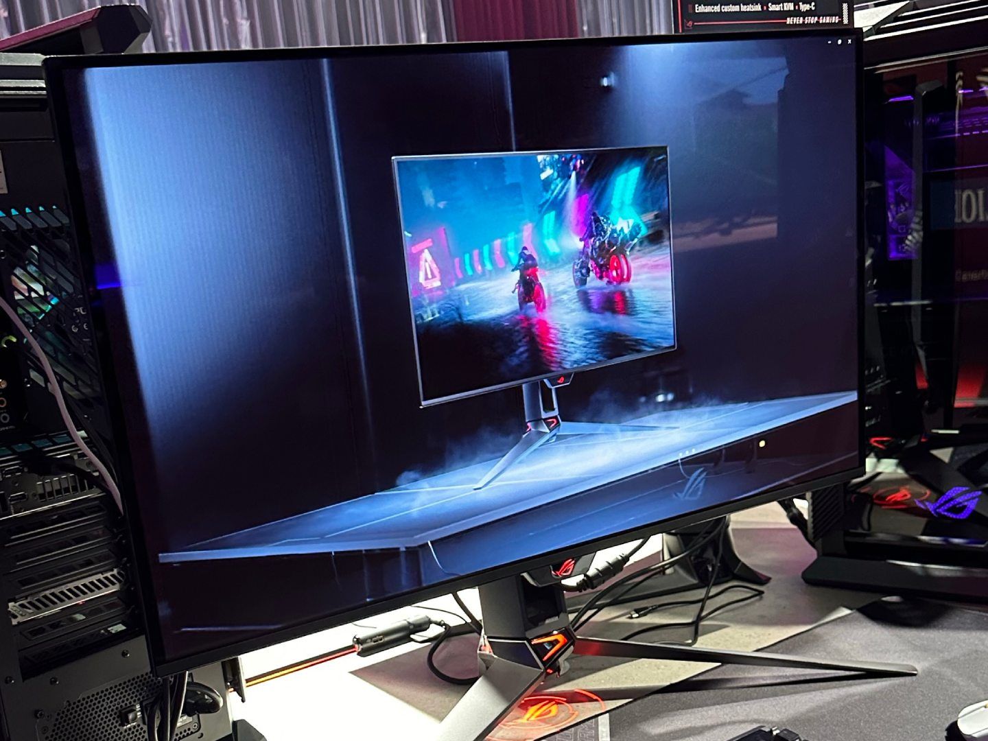 asus　ROG Swift OLED PG32UCDM　4k 240hz The ROG Swift OLED PG32UCDM hits the sweet spot of size and