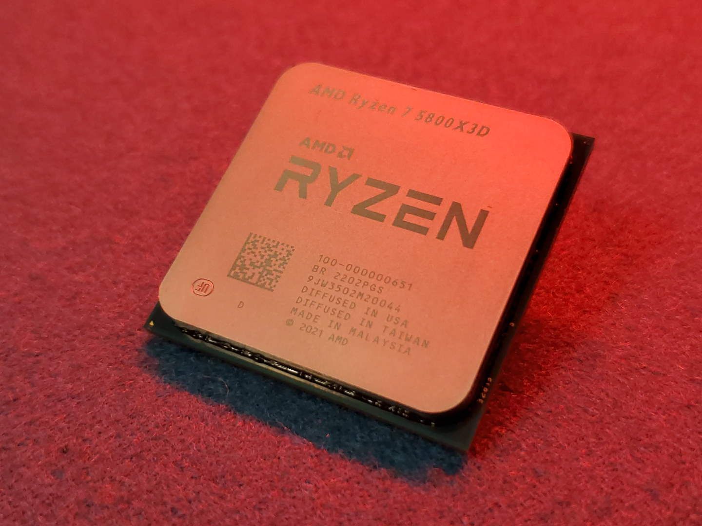 Rebooted AMD Ryzen 7 5800X3D CPU for the 10th anniversary of the
