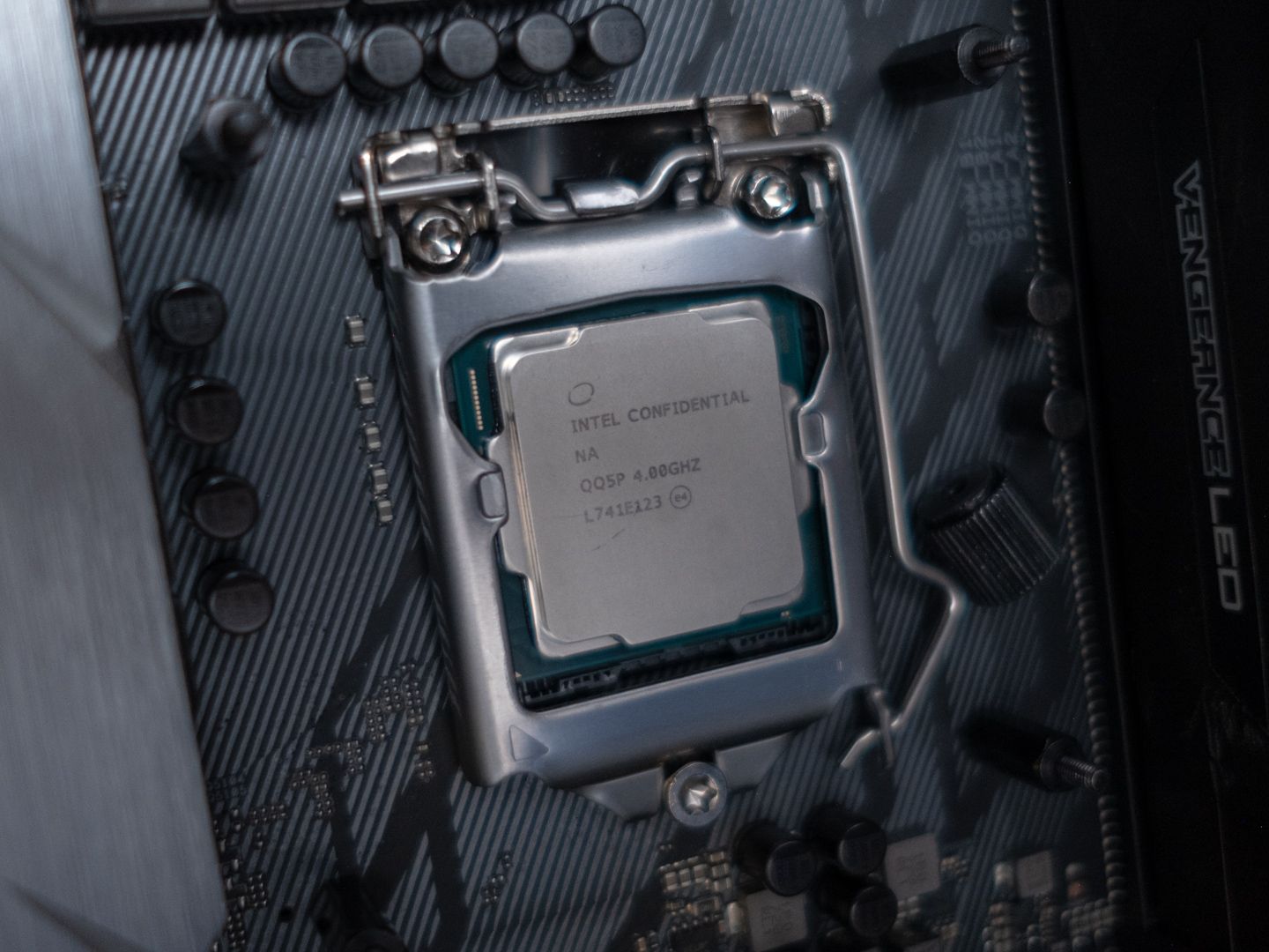 Intel Coffee Lake Refresh leak reveals new S-series performance