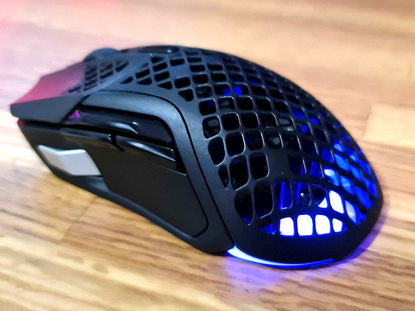 な*な様 SteelSeries Aerox 5 Wireless SteelSeries Aerox 5 Wireless review | PC Gamer