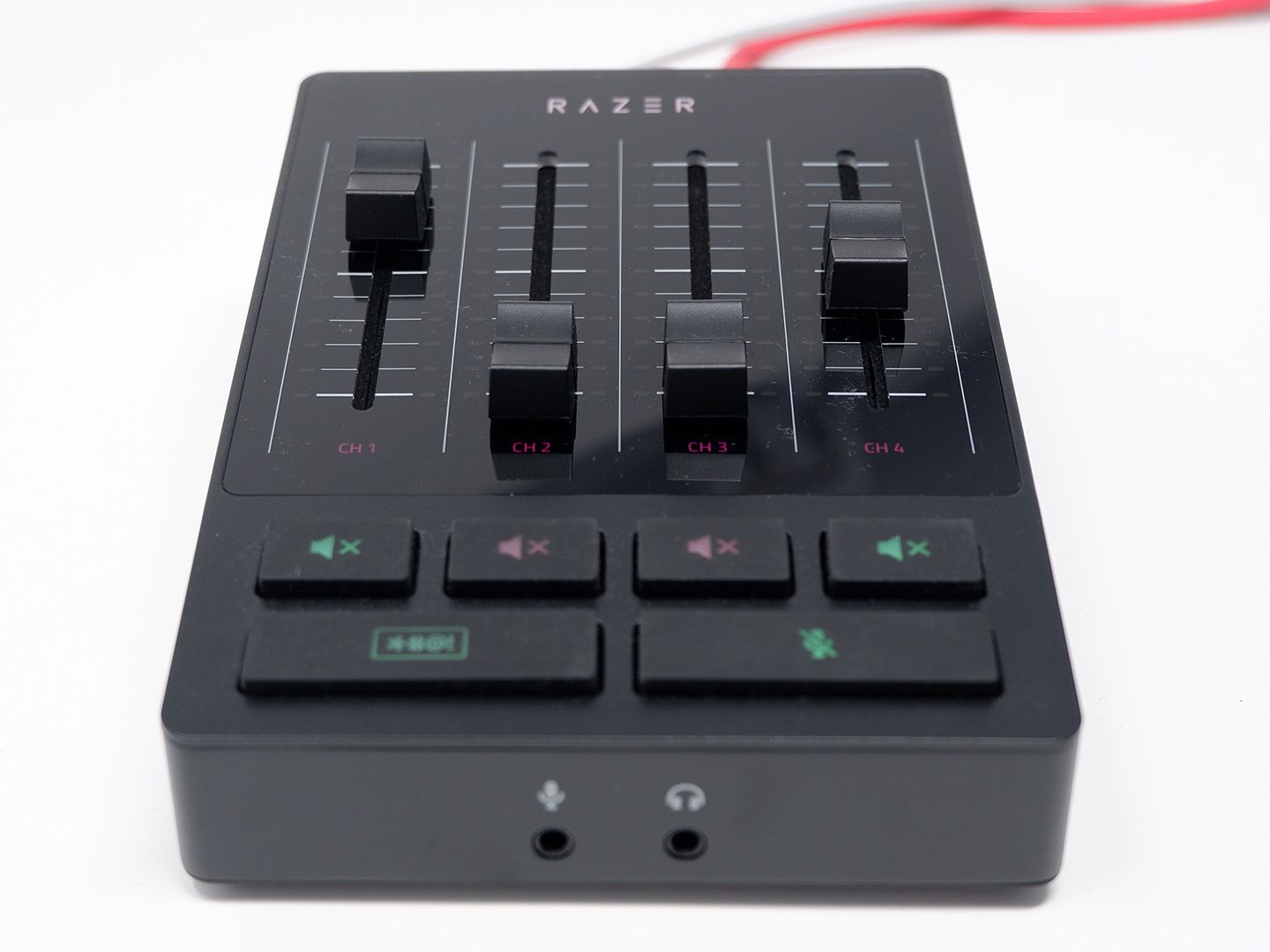Razer Audio Mixer アナログオーディオミキサー ゲーム配信に特化したゲーミングミキサー「Razer Audio Mixer
