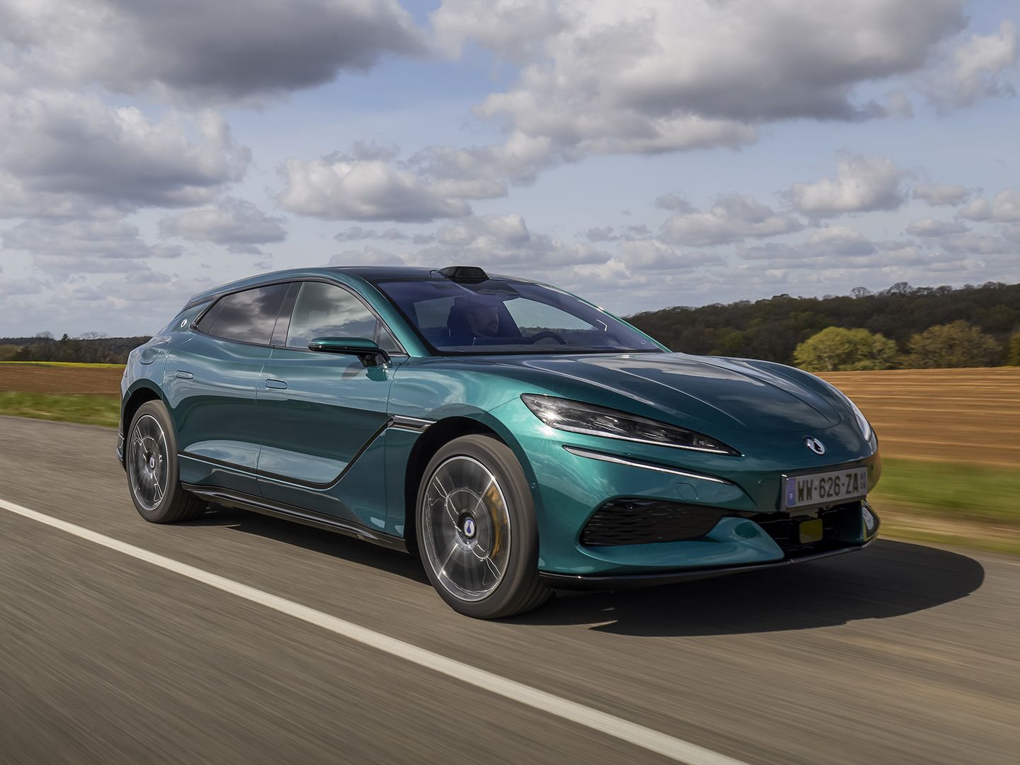 I took a ride in the Denza Z9 GT – the next generation of Chinese