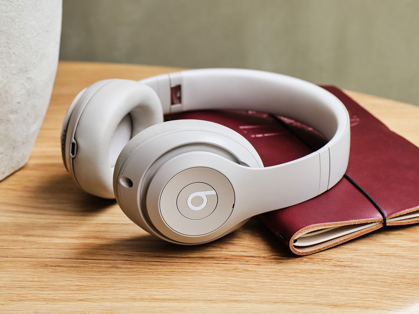 【超美品】Beats Studio pro Amazon.com: Beats Studio Pro - Wireless Bluetooth Noise
