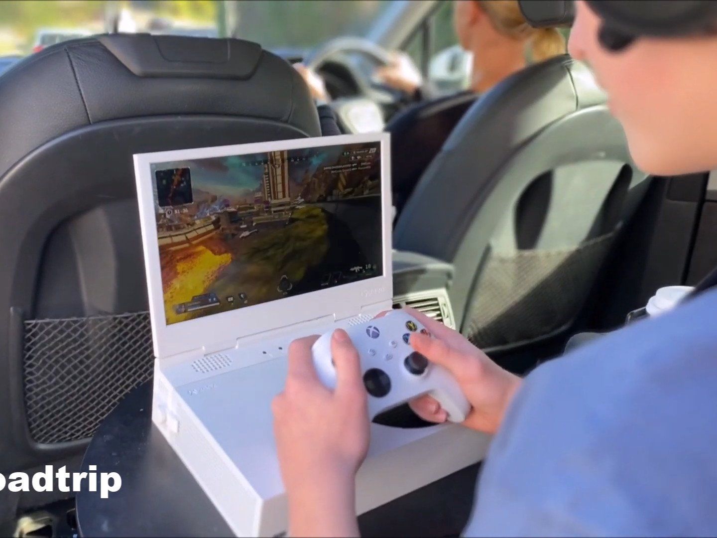 This Kickstarter project slapped a screen on the Xbox Series S