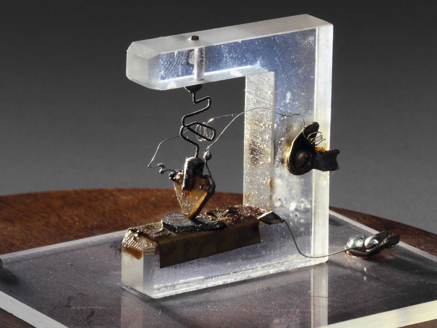 Science history: Invention of the transistor ushers in the