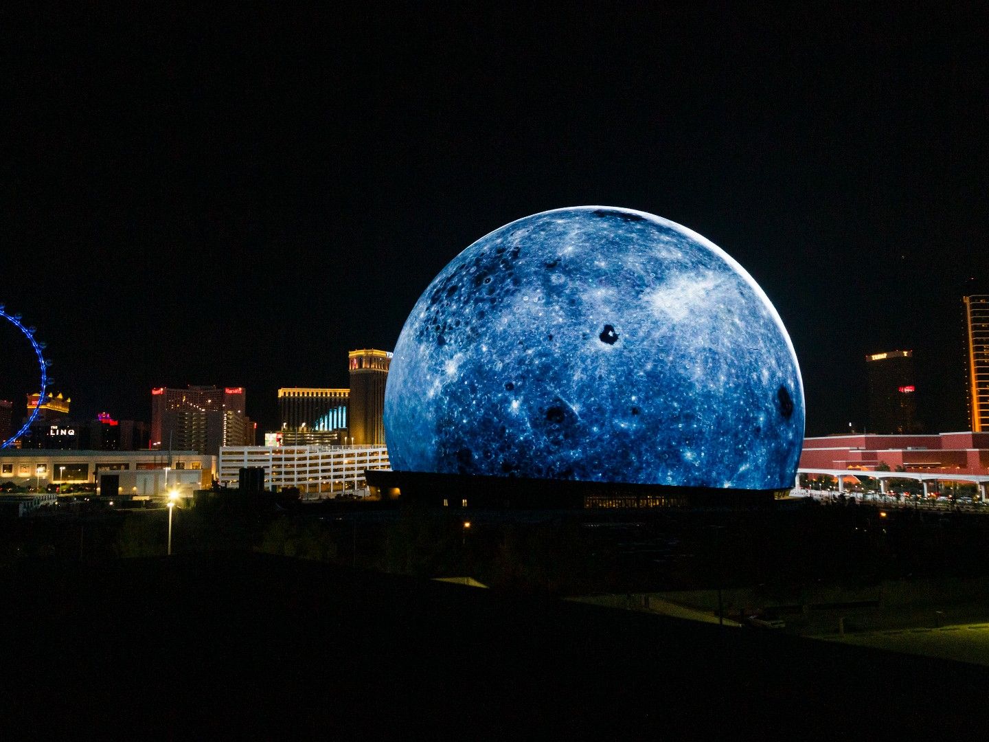 See the Las Vegas Sphere transform into Earth, Mars and the moon | Space