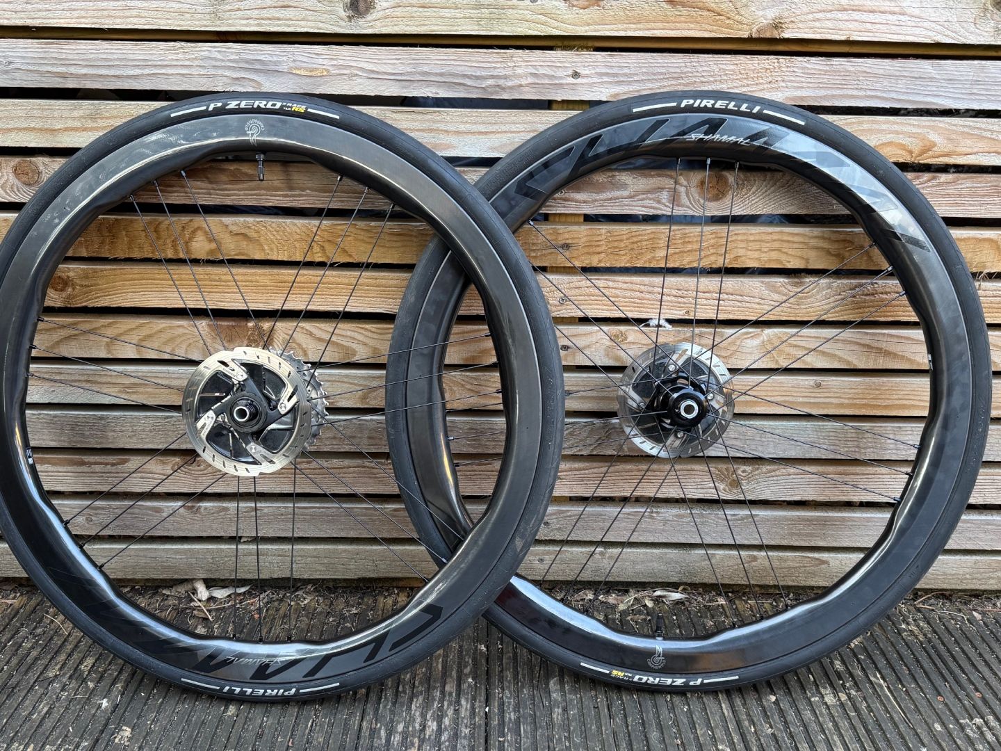 Campagnolo Shamal Wheelset review: wavy hoops that double up as