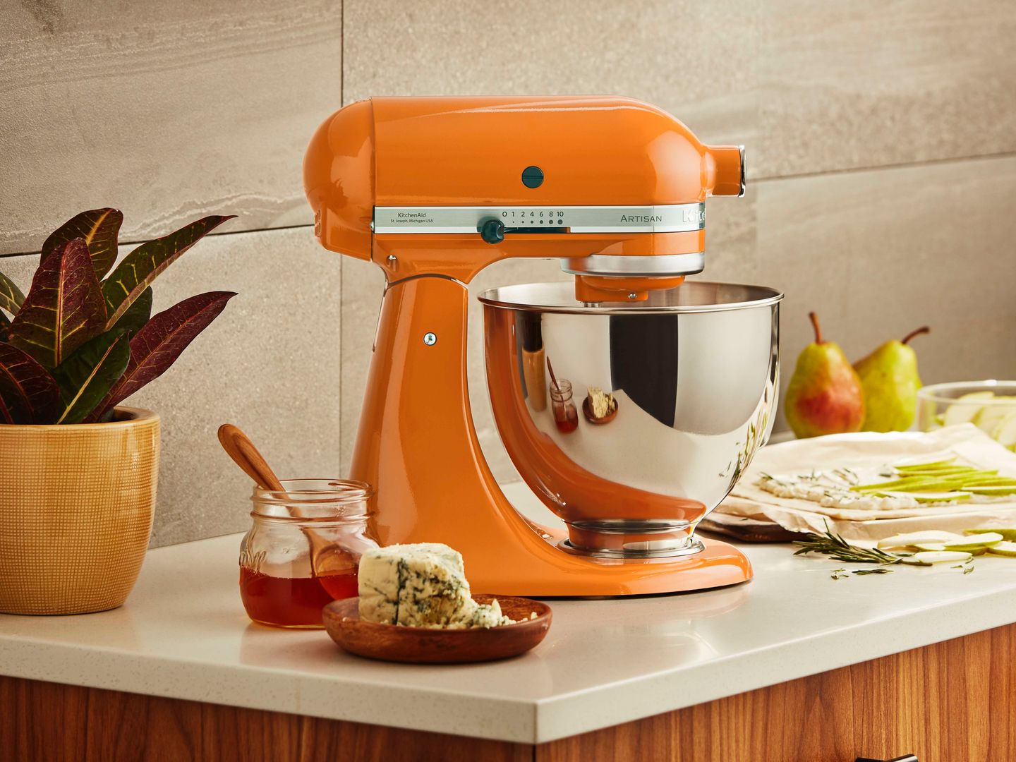 KitchenAid Mixer Tilt-Head 4.8L Artisan 5KSM175PS review: the