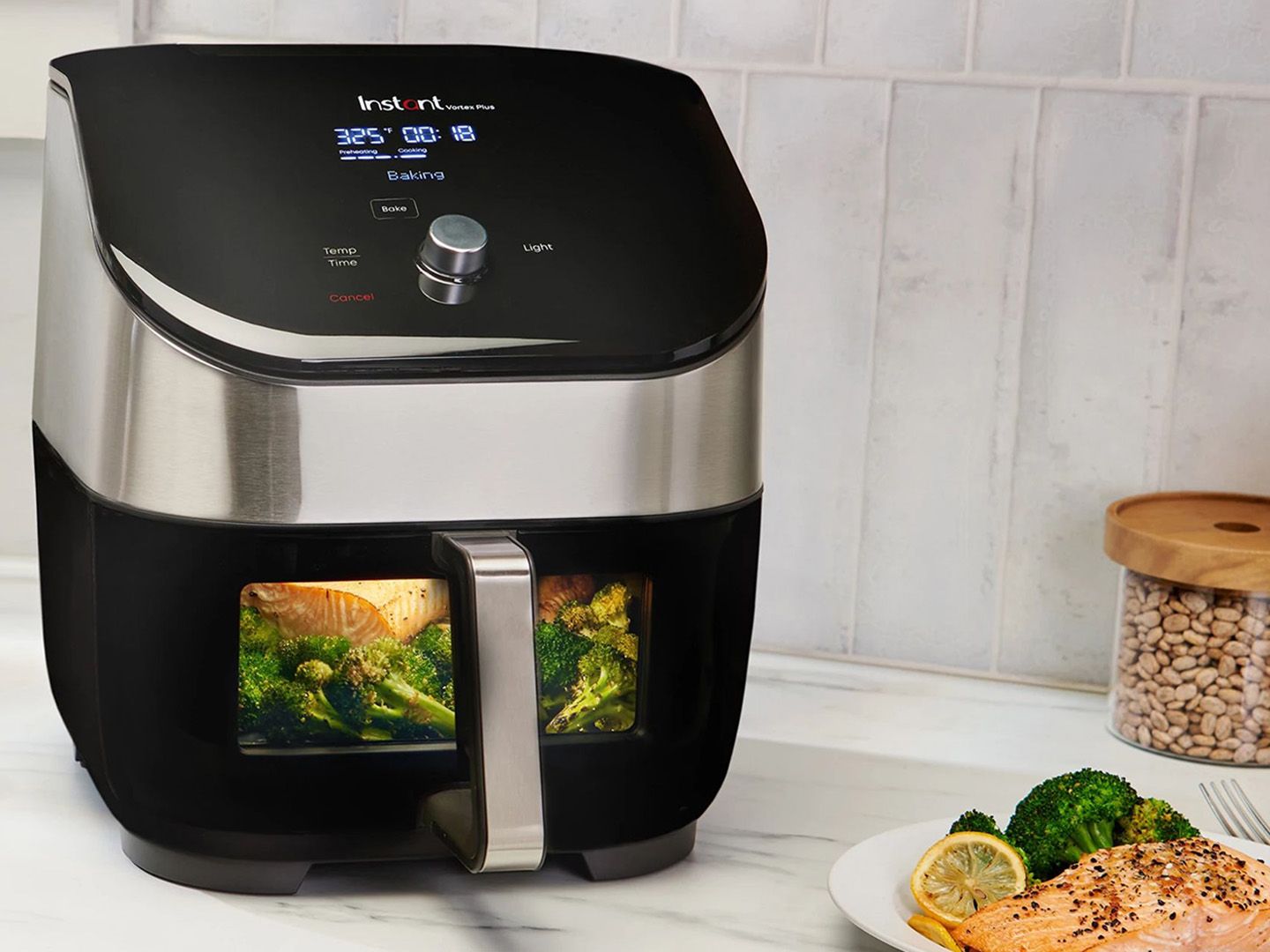 Instant Vortex Plus with ClearCook air fryer review: see the magic