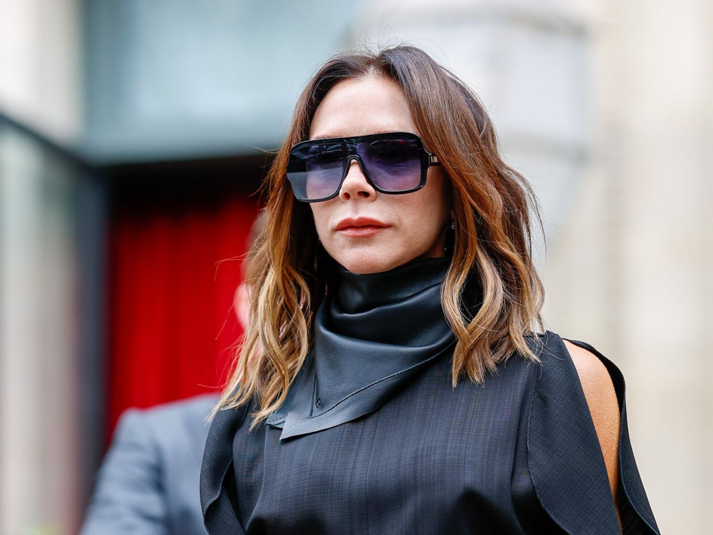 VICTORIA BECKHAM　M.O.P.　IT'S THAT SIMPLE sddefault.jpg?sqp=-