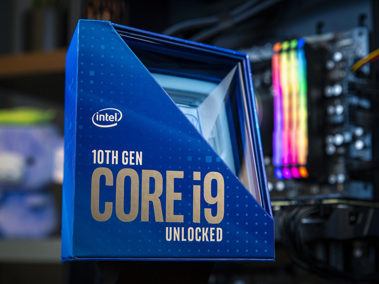 Intel Core i9-10900K vs Intel Core i9-9900K: does the enthusiast