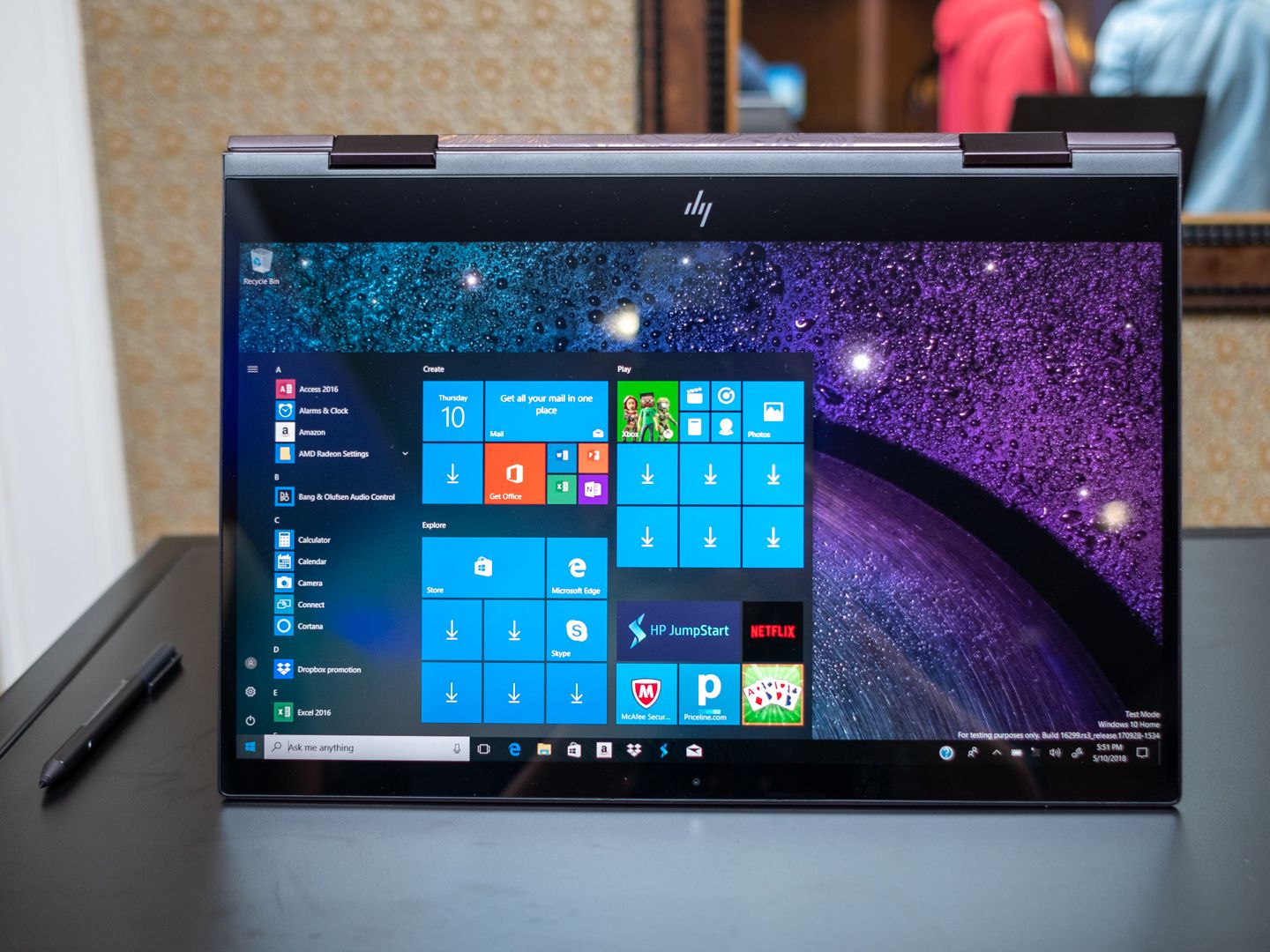 HP envy x360 15インチ 400009-15-to-16-inch-laptops-