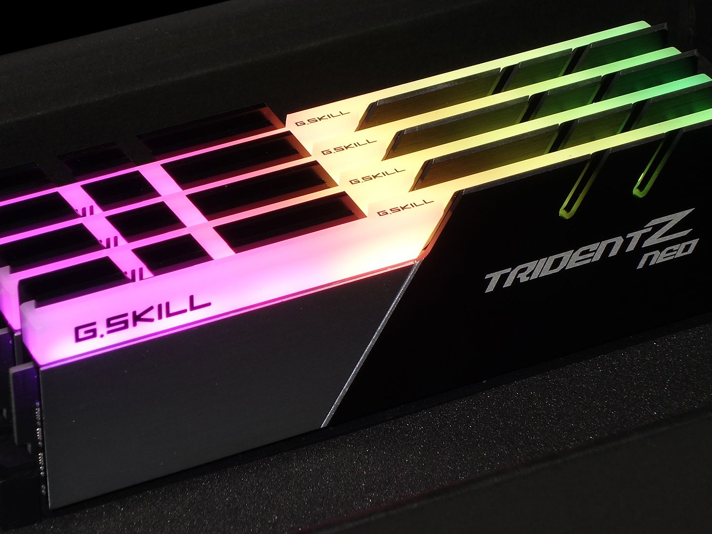 G.SKILL Trident Z Neo Series (XMP) DDR4 RAM 32GB (4x8GB