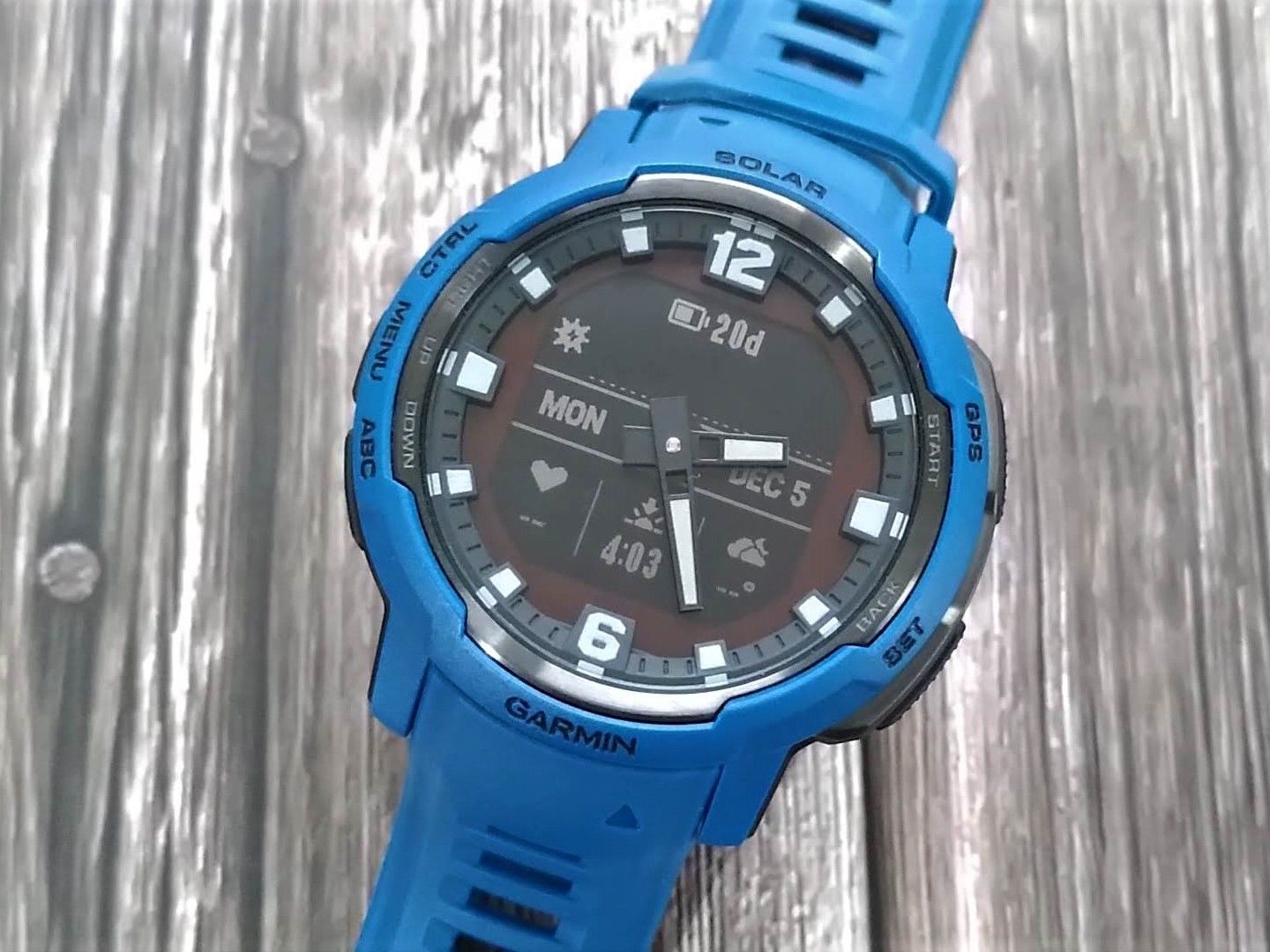 How to use Garmin Instinct (User Guide 101) - YouTube