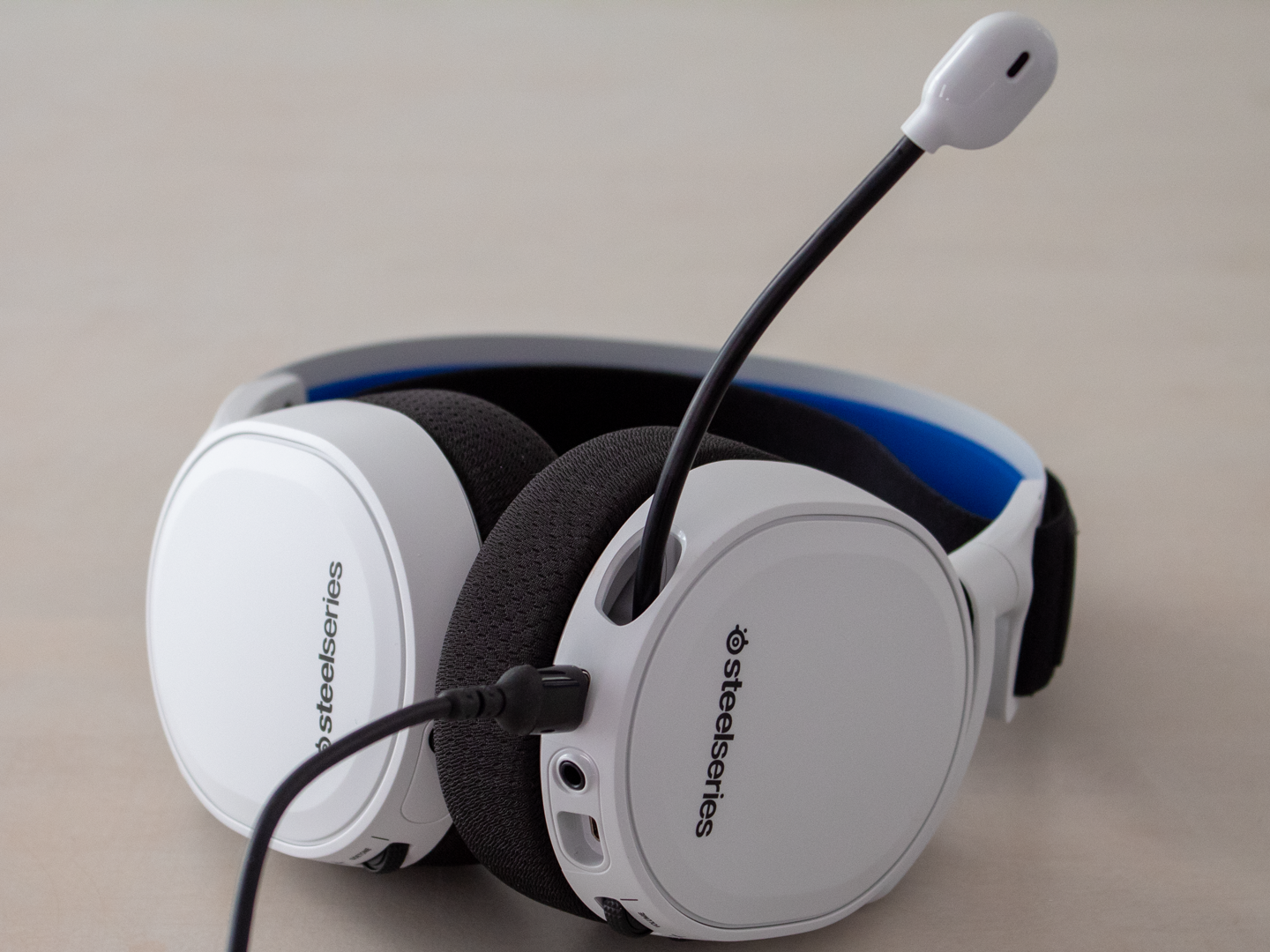 SteelSeries Arctis 7P+ Review: A Practical PS5 or PC