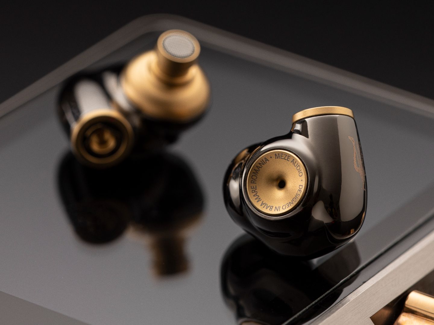 Meze Audio celebrates Romanian heritage with high-end ADVAR wired