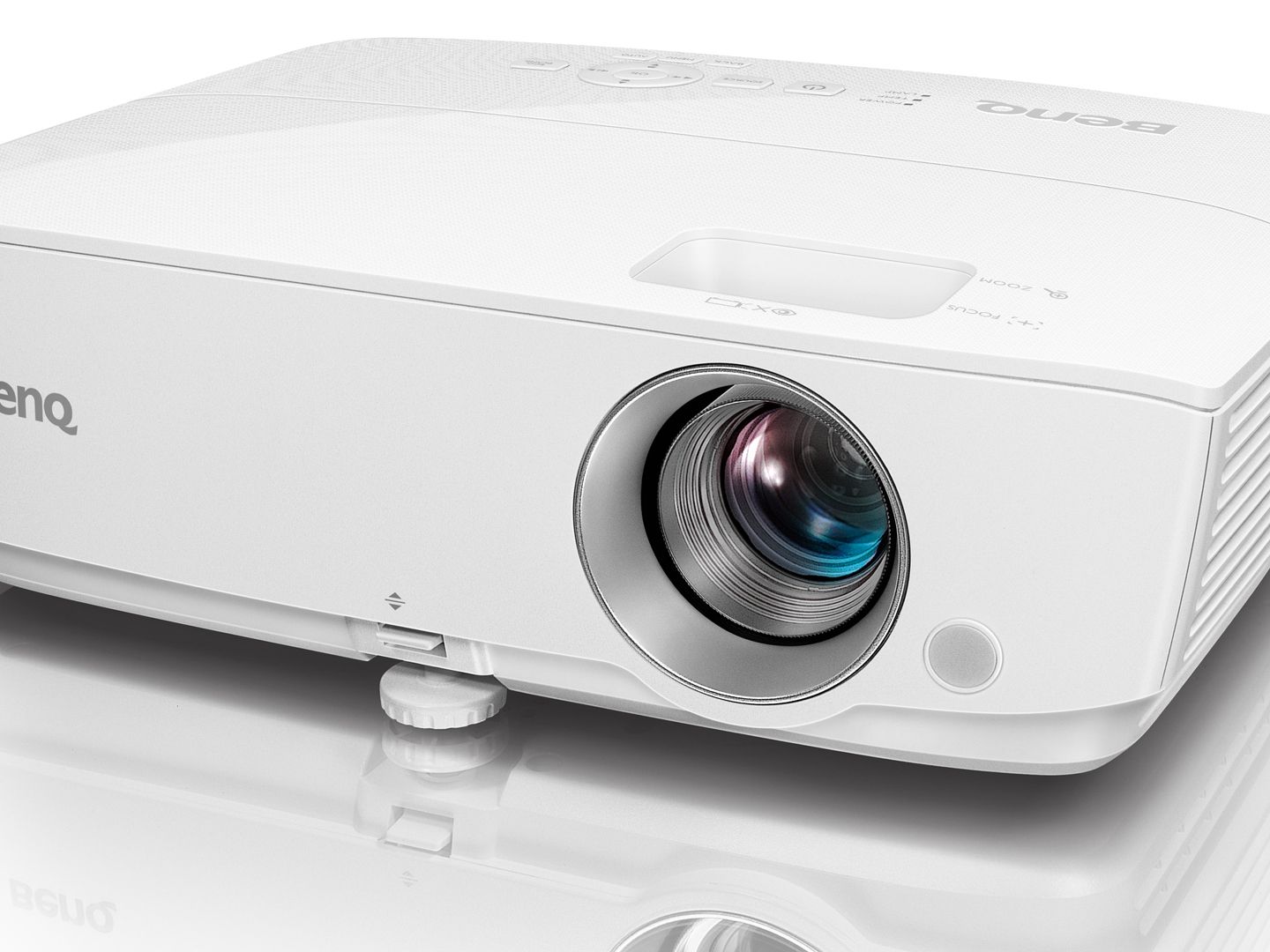 BENQ W1050 プロジェクター本体 nZ9kEiUCWUxBUWQujsdEMY.jpg