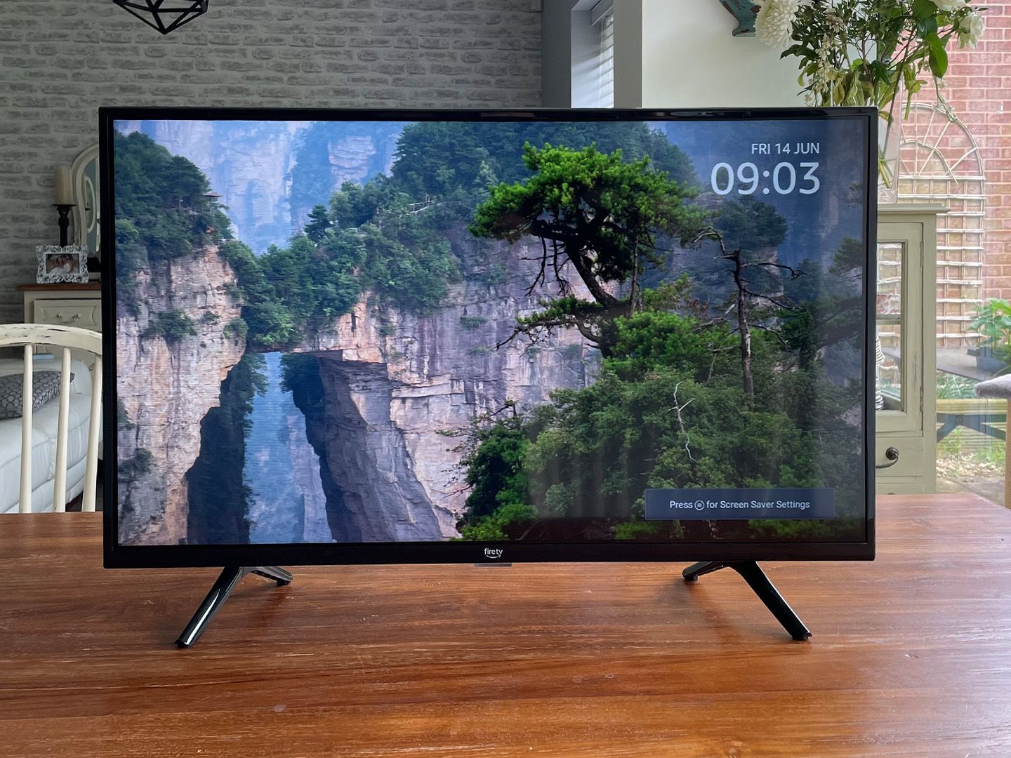 Amazon Fire TV 32-inch 2-Series review: bright, smart and very