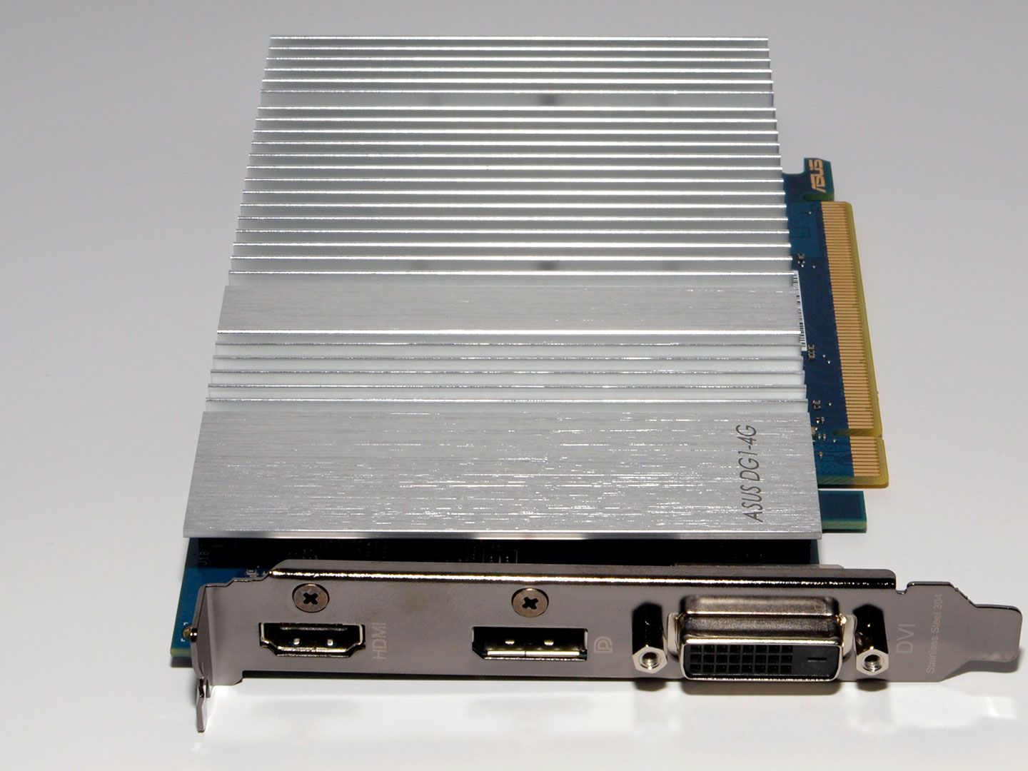 Intel Xe DG1 Benchmarked: Battle of the Weakling GPUs | Tom's Hardware