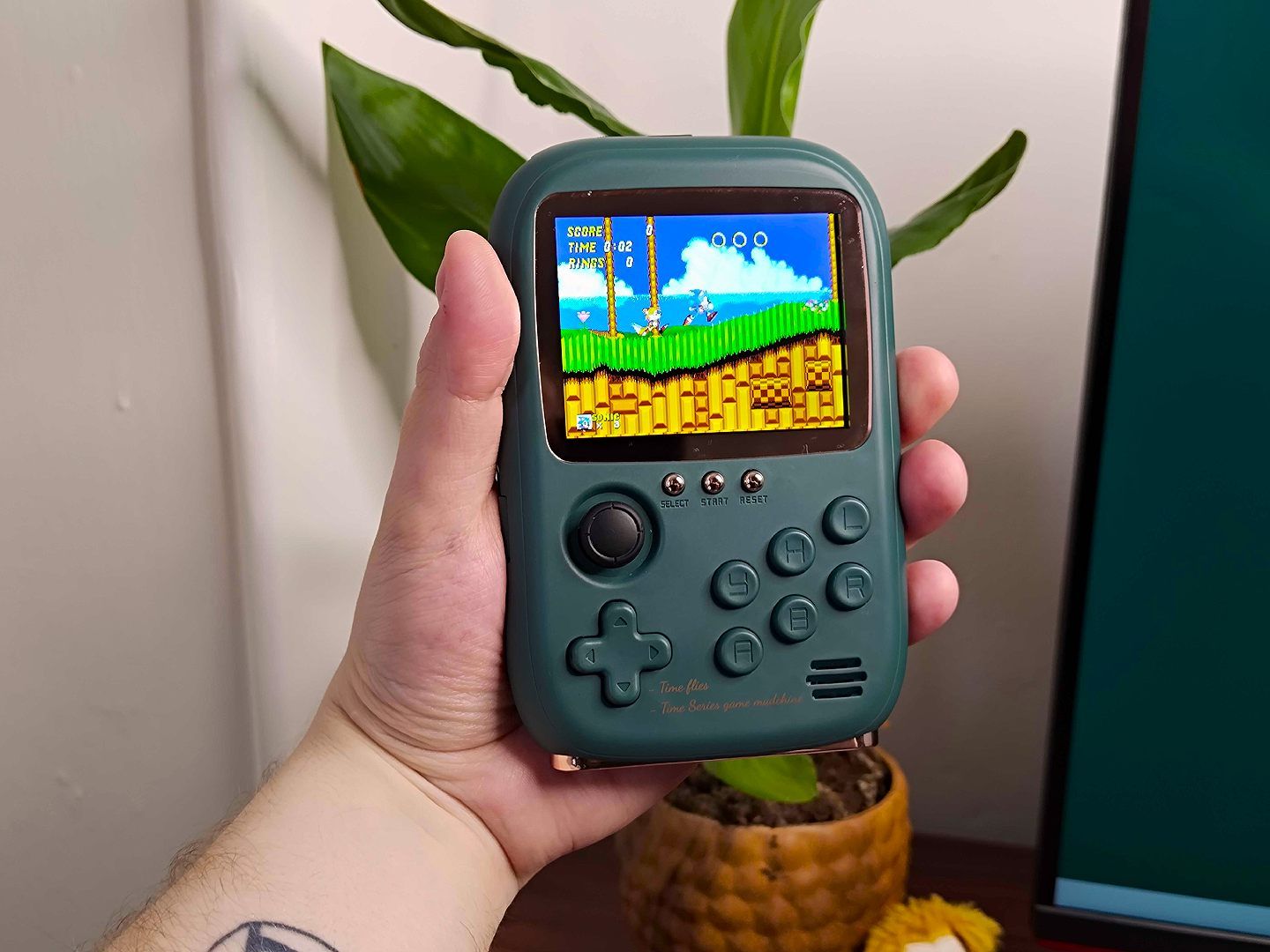 Muksun Games | Gifts for Nerds and Geeks: 20 Ideas by Type of Nerd (2026)